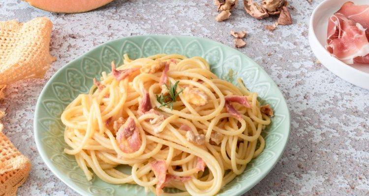 Pasta Con Crema Di Zucca Speck E Noci Dissapore