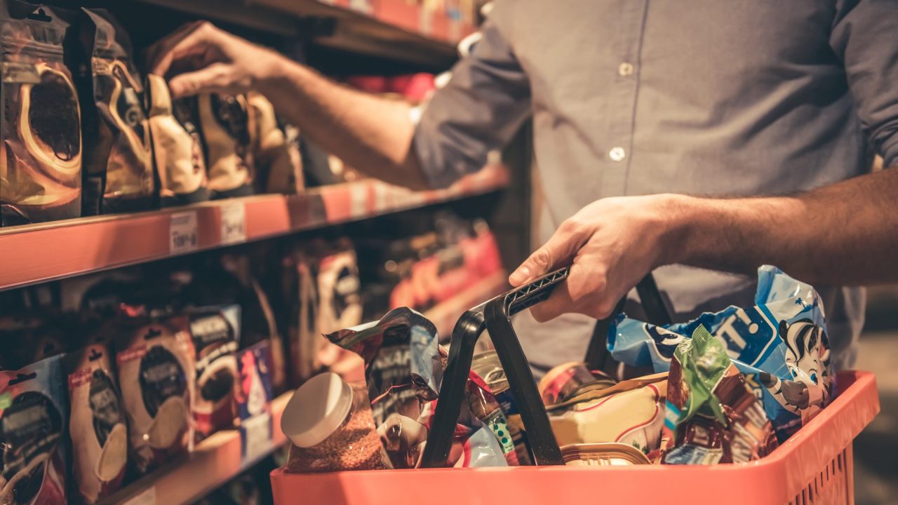 Cassino apre il supermercato dove fare la spesa è gratis ecco come