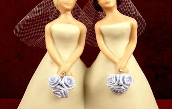 Matrimoni gay: multa al pasticcere che non prepara la torta