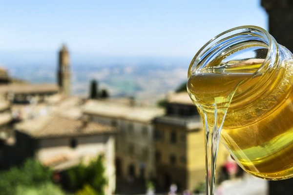 Di acacia e torinese: è il miele migliore d’Italia