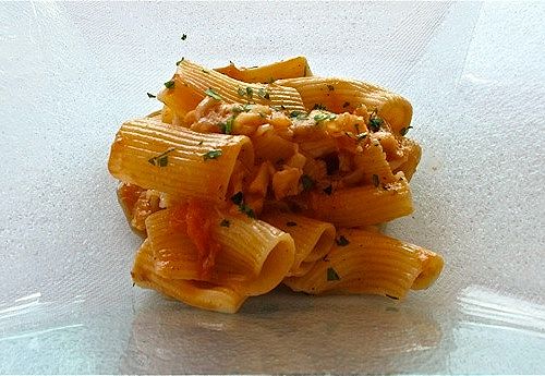 Rigatoni con ragù di scorfano