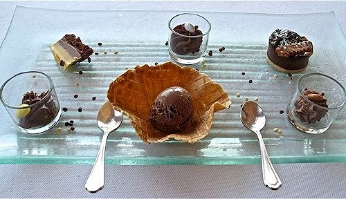 Il dolce al cioccolato del ristorante La taverna del capitano