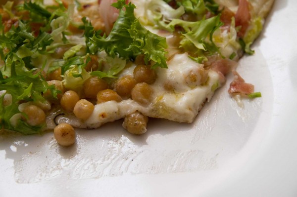 fetta-pizza-ceci-Franco-Pepe