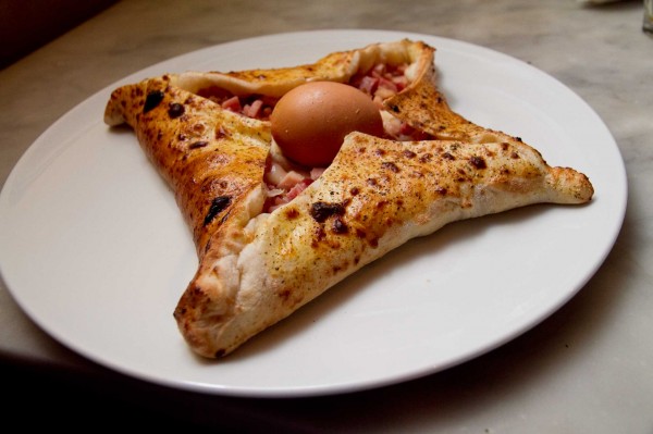 pizza-casatiello-sorbillo