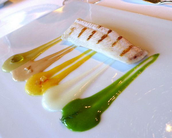 Halibut grigliato con cinque salse Halibut grigliato con cinque salse, el celler