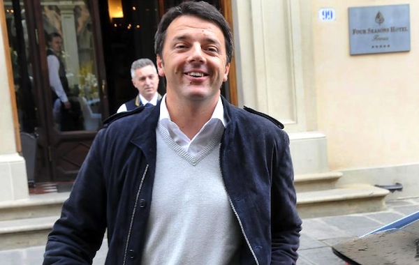 Niente carte di credito rimborsabili alla Casa del popolo: Renzi e Barca pranzano al Four Seasons