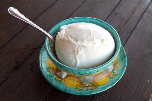 mozzarella-di-bufala-aversana-Torricelle-Paestum