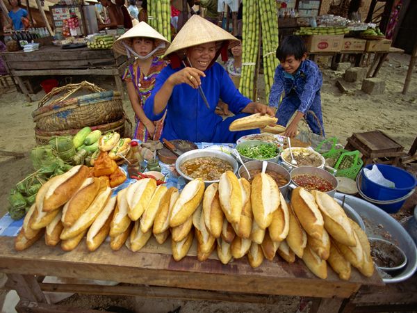 Banh mi, street food, cambogia