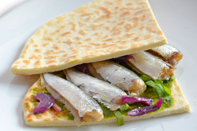 Piadina, saraghina affumicata, osteria del gran fritto
