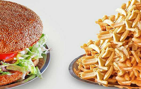 Apre Redo XXL a Berlino: il burger da 30 cm con un chilo di carne vi aspetta