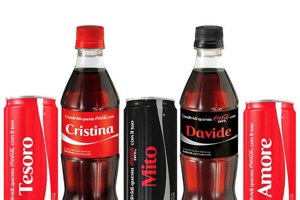 Debranding Coca Cola: perché oggi se non levi il marchio non sei nessuno