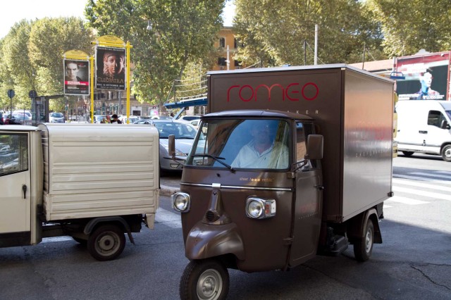 Fabio Spada su ape Romeo