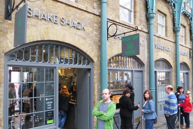 Hamburger: a Londra s’infrange il mito di Shake Shack