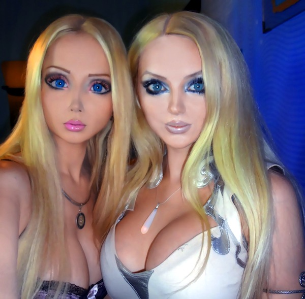 Le due Barbie umane