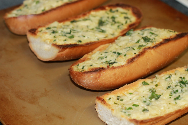 garlic bread