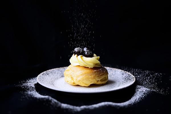 Zeppole di San Giuseppe: storia e varianti regionali di un dolce frittissimo