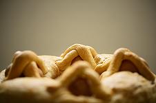 Casatiello napoletano: storia e tradizioni del piccolo cacio