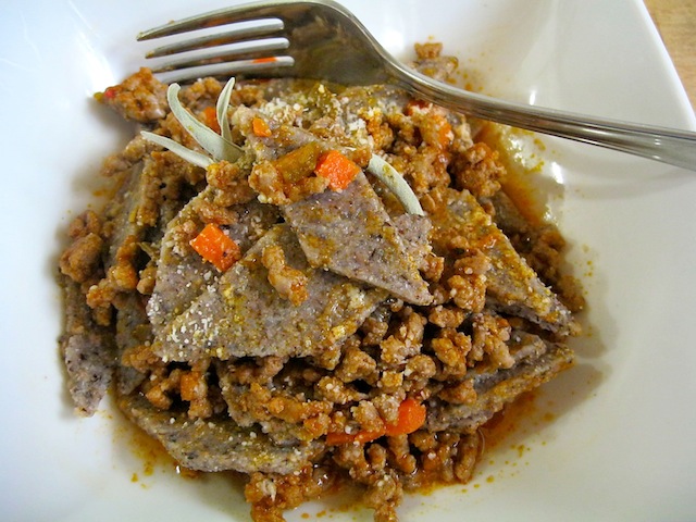 Maltagliati di grano saraceno al ragù