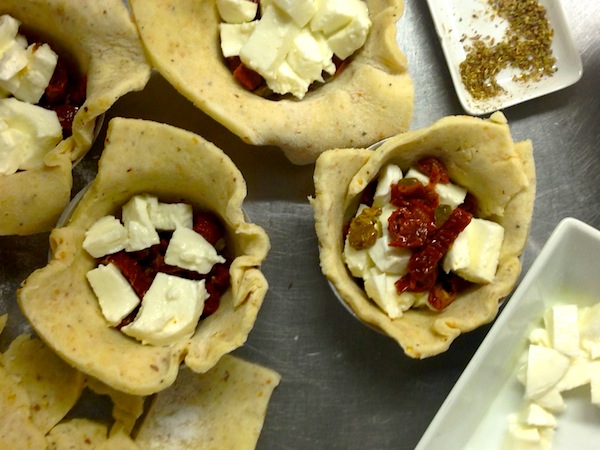 Pie al fior di latte - farcire i pirottini