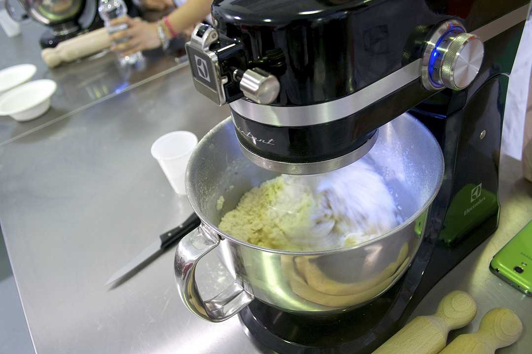 5 errori da non fare cucinando la piadina. Come ve la siete cavata al Lab Electrolux di Taste of Milano 2014