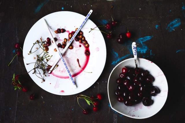 Clafoutis ciliege, levare i noccioli