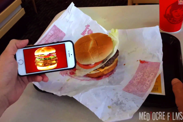 Cosa succede se qualcuno vuole un Big Mac uguale a quello della pubblicità?