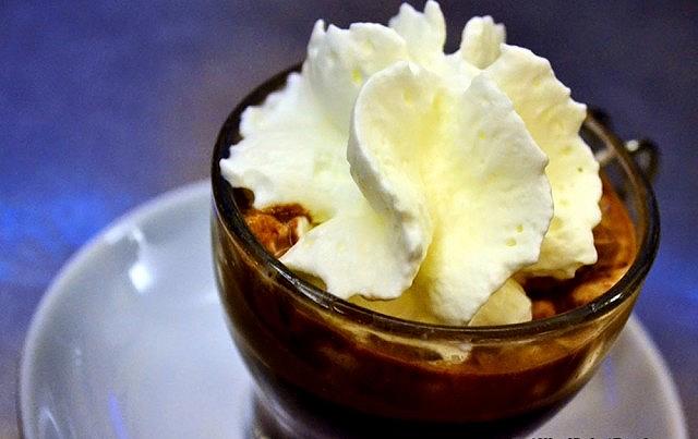 Granita con panna, caffè Sant'Eustachio