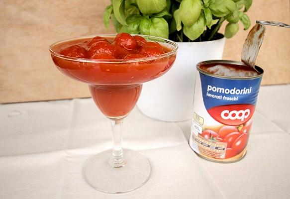Pomodori in scatola private label Coop