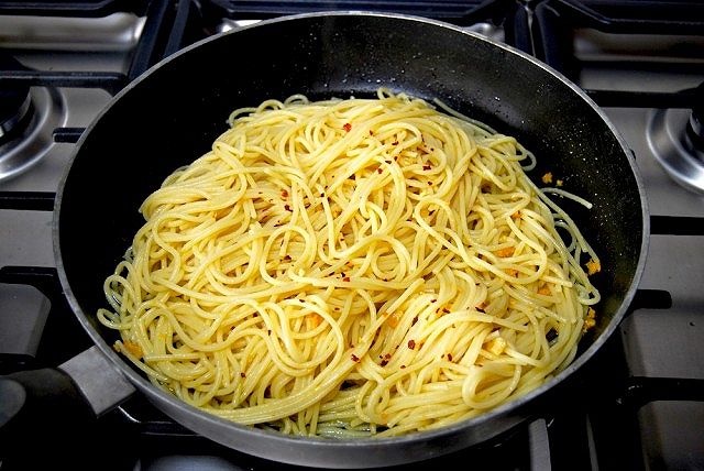 Aglio, olio e peperoncino