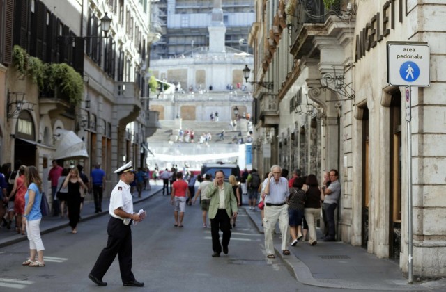 Piazza di Spagna pedonalizzata