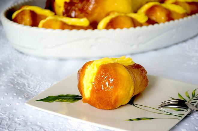 Babà napoletano