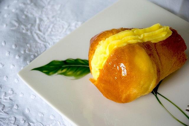 Babà napoletano