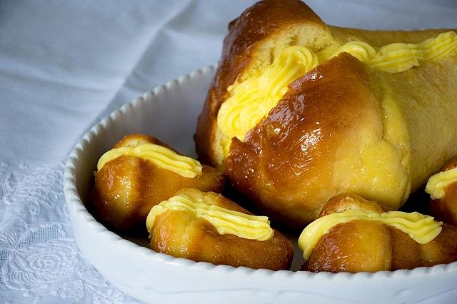 Babà napoletano