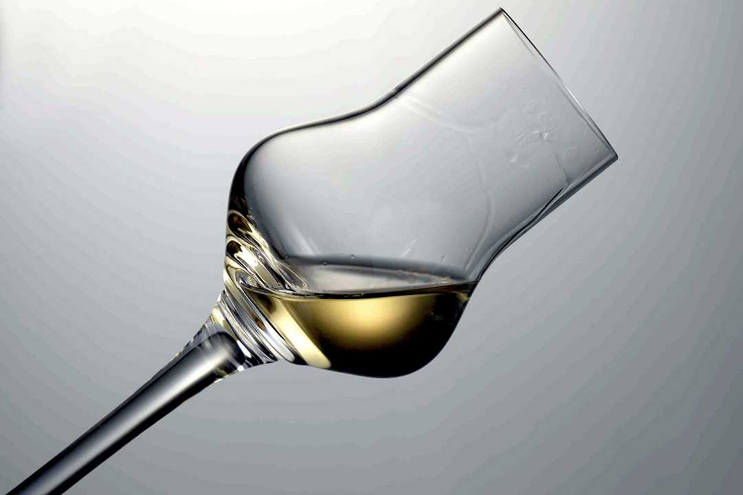 Grappa: a quale distilleria pensate quando la voglia vi sorprende impietosa?