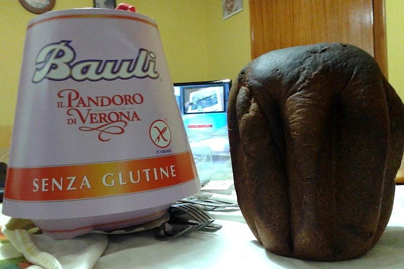 Alimentazione senza glutine: un caso il pandoro Bauli bruciato e immangiabile