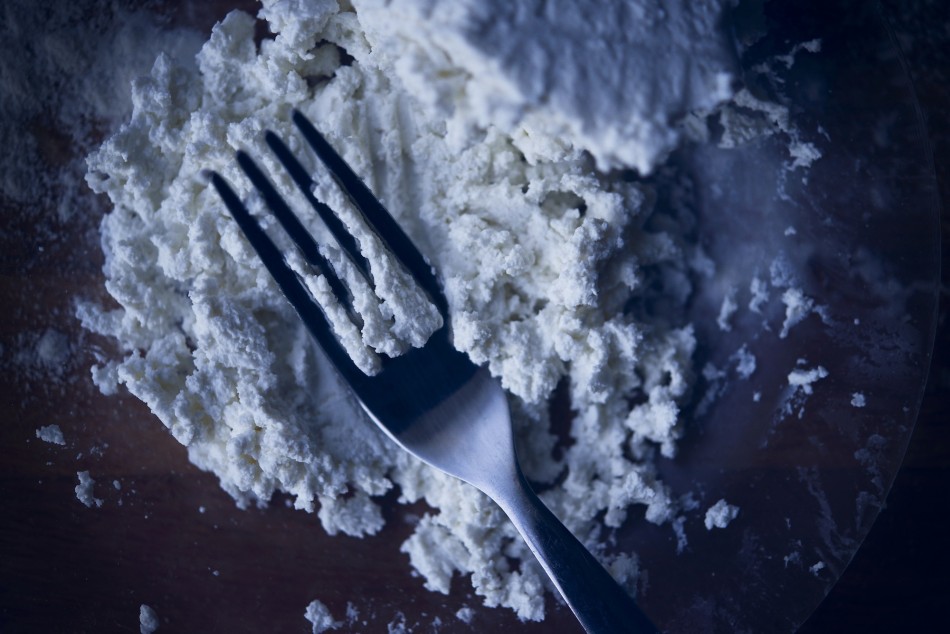 ricotta per ripieno della pizza fritta