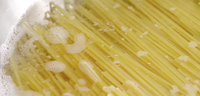 Pasta senza acqua