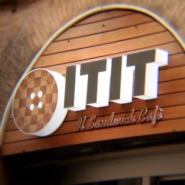 Itit sandwich Cafè