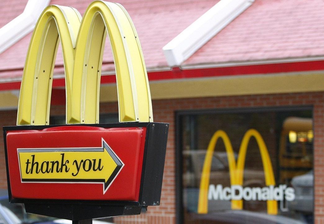 Slow Food attacca, McDonald’s ringrazia