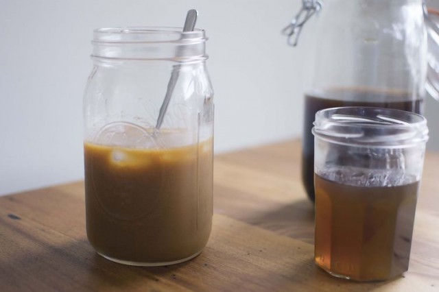 Caffè con latte di mandorla