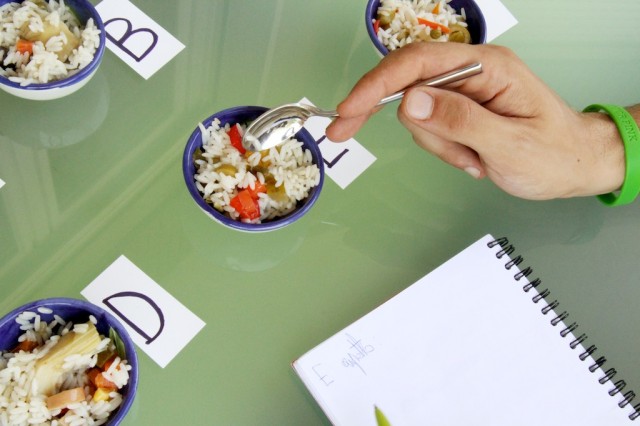 condimento insalata di riso, degustazione