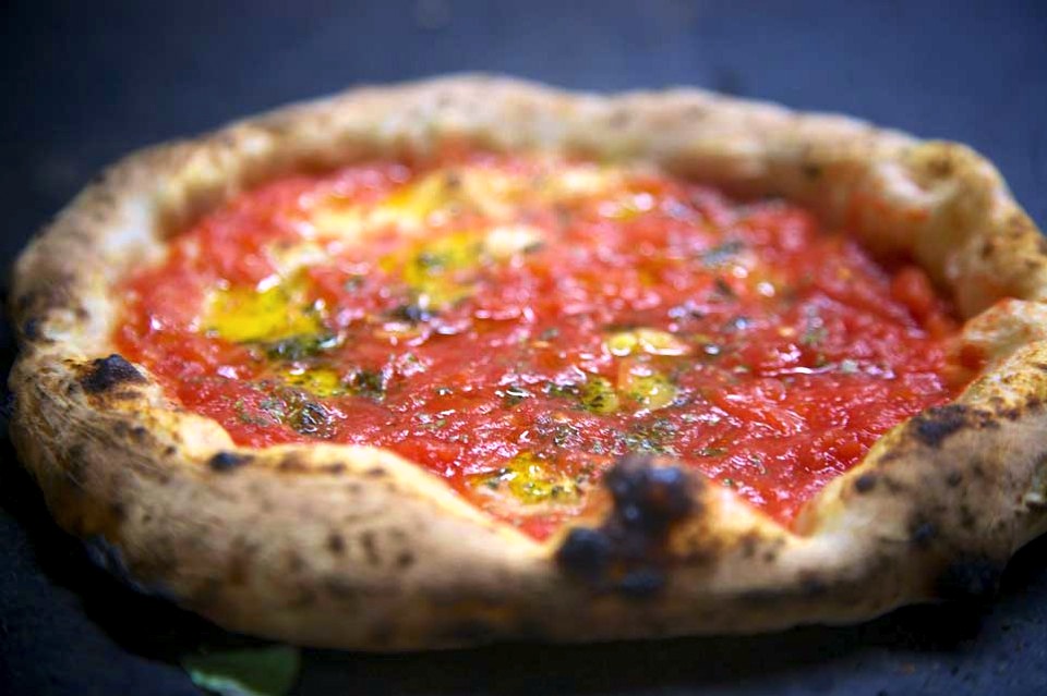 In Italia la pizza marinara con la mozzarella non esiste