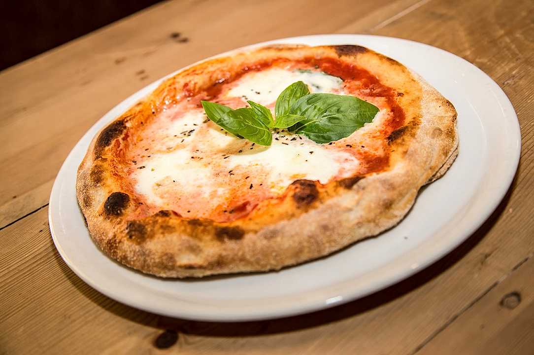 Milano: dove andiamo stasera a mangiare la pizza?