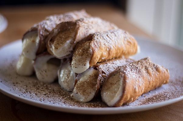 Cannoli siciliani alla ricotta semplicemente buoni - Melizie in Cucina