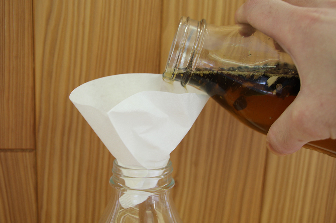 Abbiamo fatto in casa il gin Dissapore