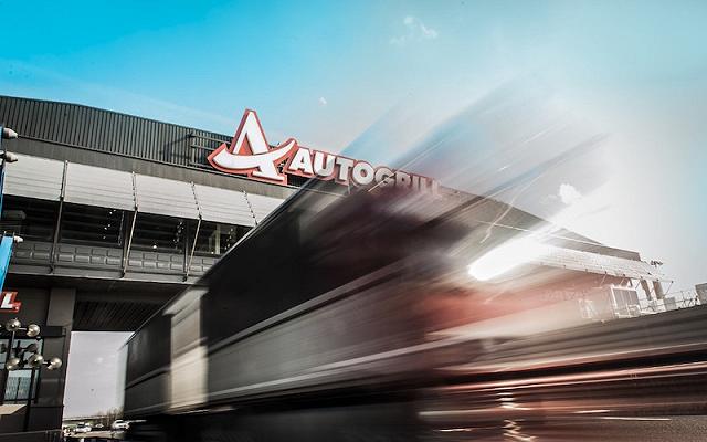 Autogrill: “non siamo movida” (e la stazione di servizio “della festa” è un’altra)