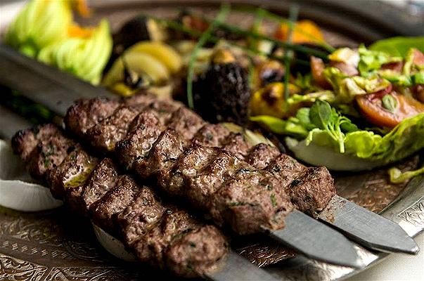 925 sterline: com’è fatto il kebab più costoso del mondo