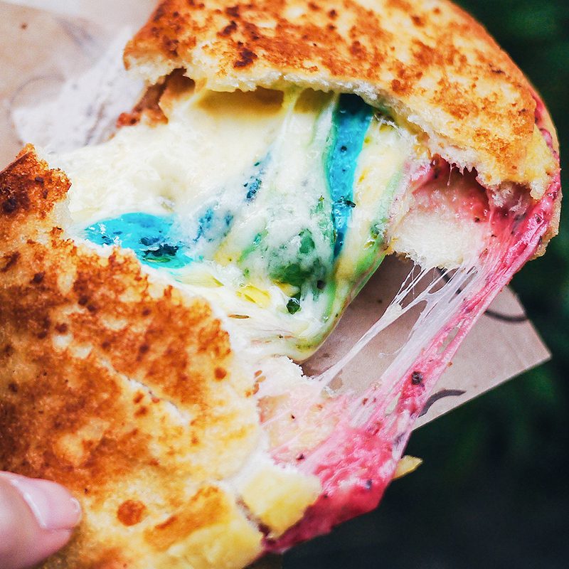 toast, cibo, arcobaleno
