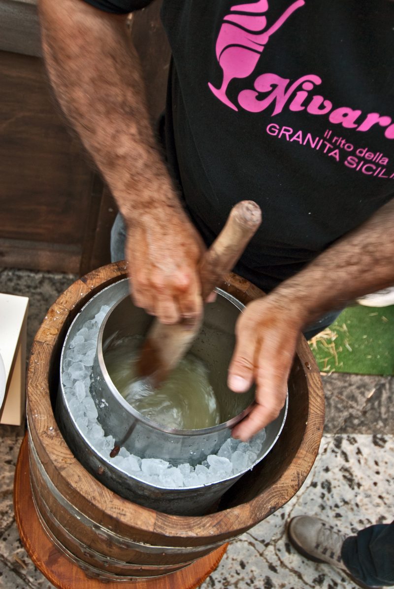 Nivarata 2016 - Granita preparata manualmente