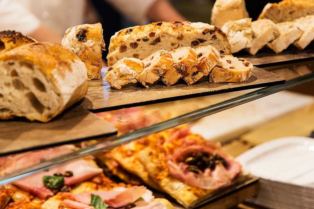 Pizza margherita vietata nei fornai di Roma, perchè? La risposta della Polizia